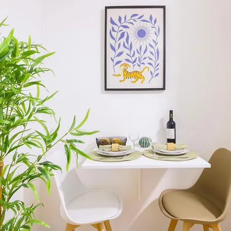 1592 Opera District Comfortable Retreat Paris